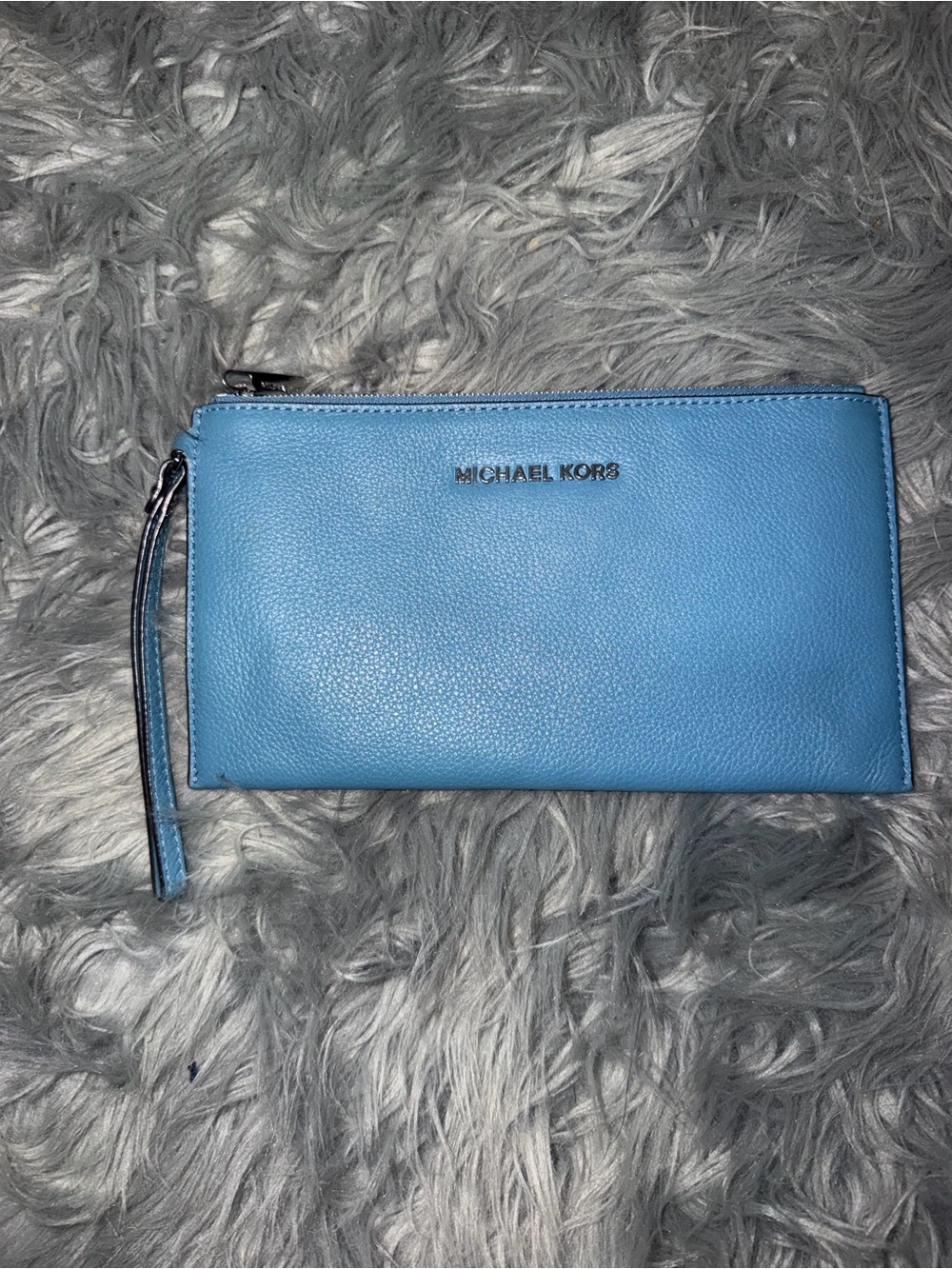 MICHAEL Michael Kors Sky Blue Leather Wristlet Clutch